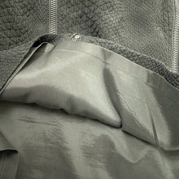 Ann Taylor Women's 8 Quilted Double Zipper Mini Skirt Black Dark Academia Office - Picture 4 of 8